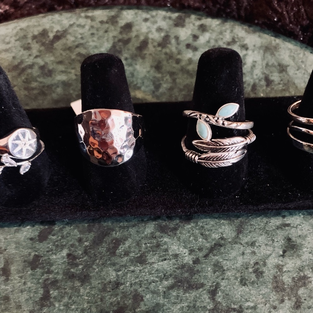 Jewelry - Picture 7 of 12